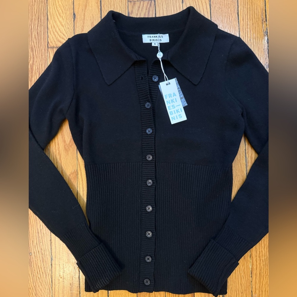 NWT Frankies Bikinis Brooks Button Up Sweater Small ( Fit S/XS ) - Picture 7 of 13